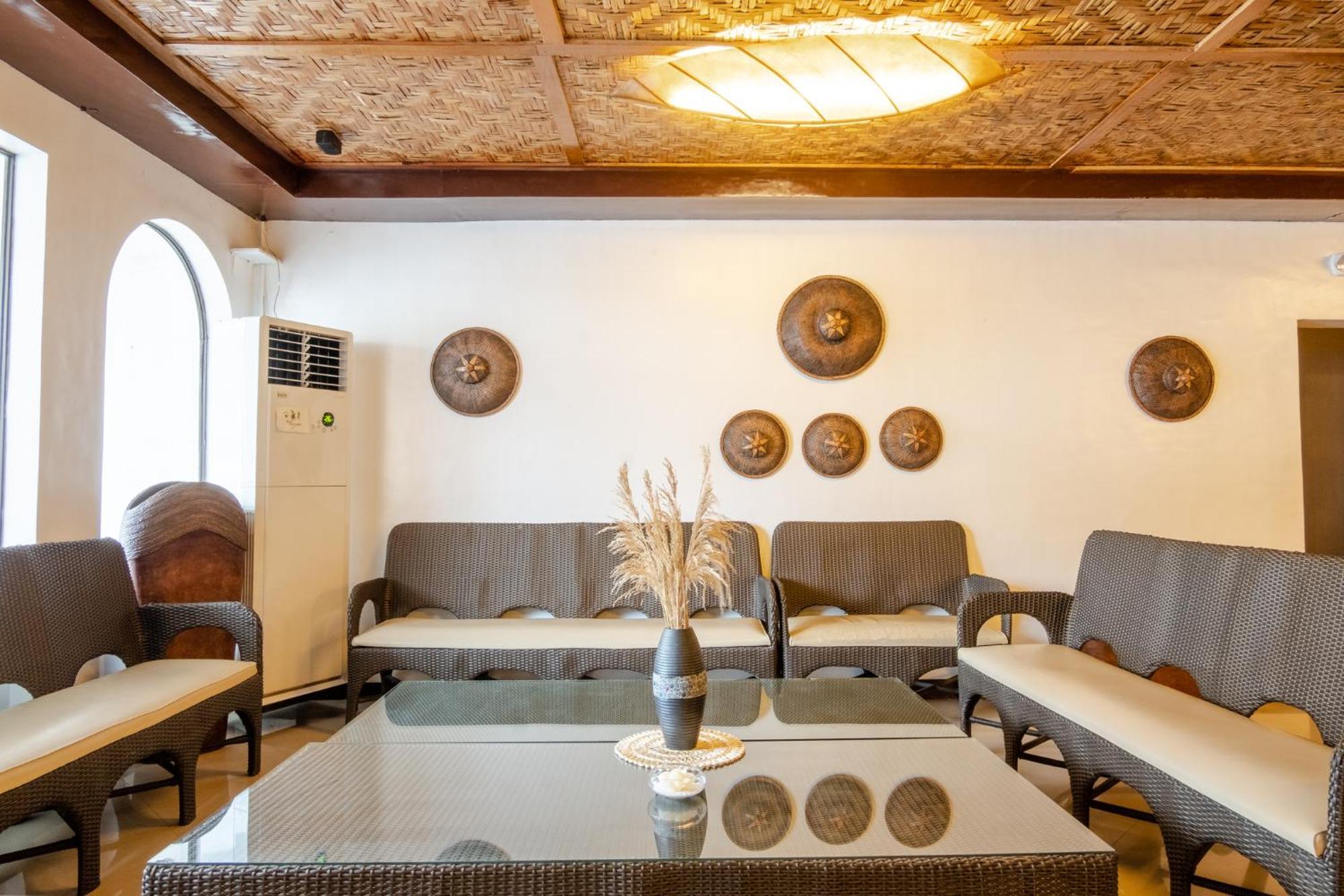 Public House Hostel Lapu-Lapu City Exteriér fotografie